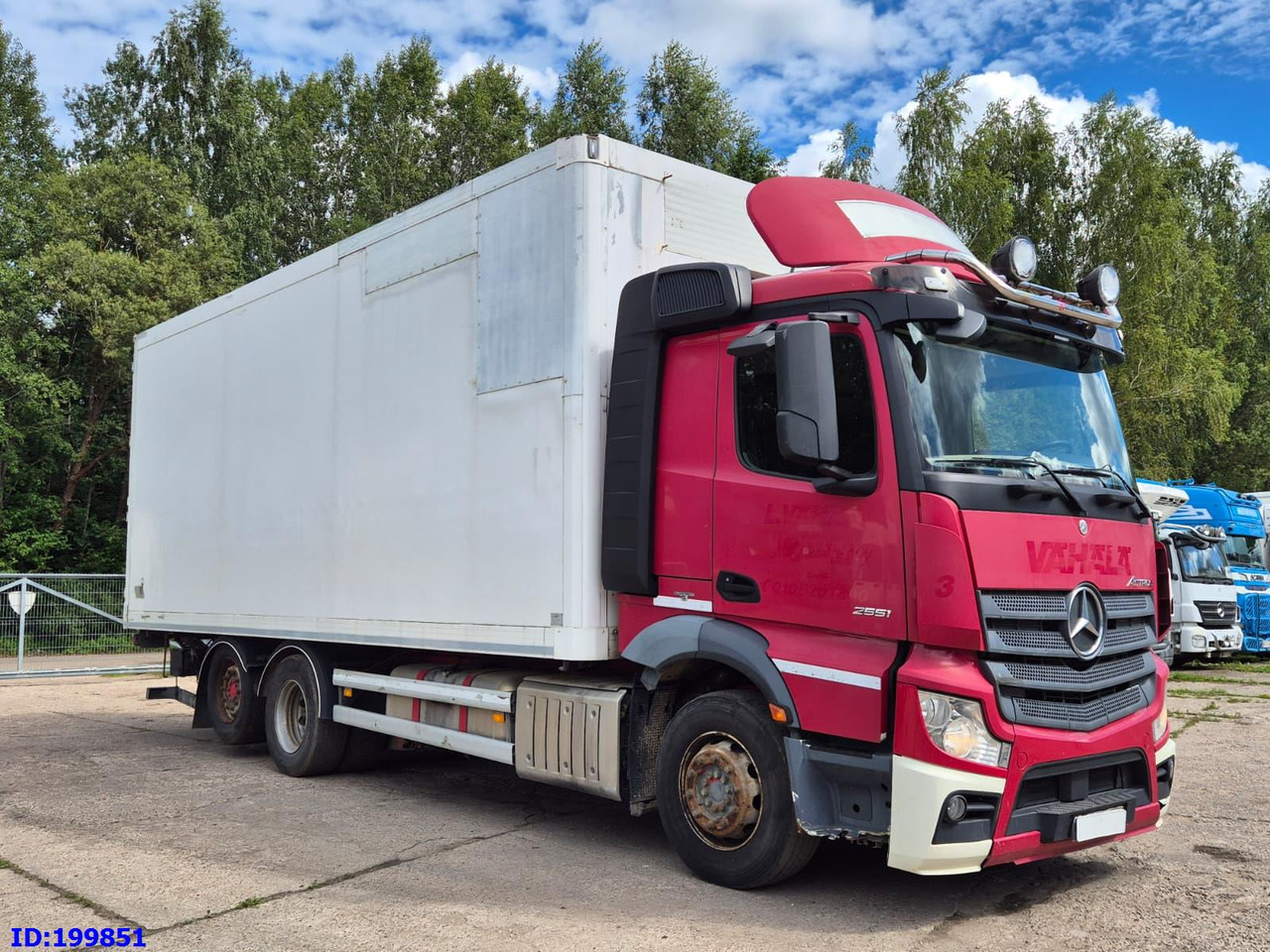 MERCEDES-BENZ Actros 2551 6x2 Euro5 - Xe tải hộp: hình 4 MERCEDES-BENZ Actros 2551 6x2 Euro5 - Xe tải hộp: hình 4