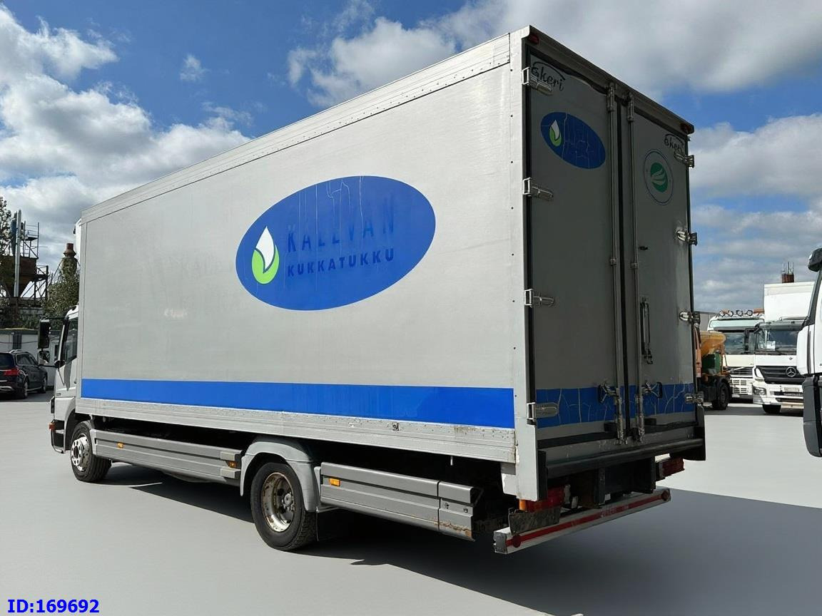 MERCEDES-BENZ Atego 1218 - Euro5 - Xe tải đông lạnh: hình 5 MERCEDES-BENZ Atego 1218 - Euro5 - Xe tải đông lạnh: hình 5