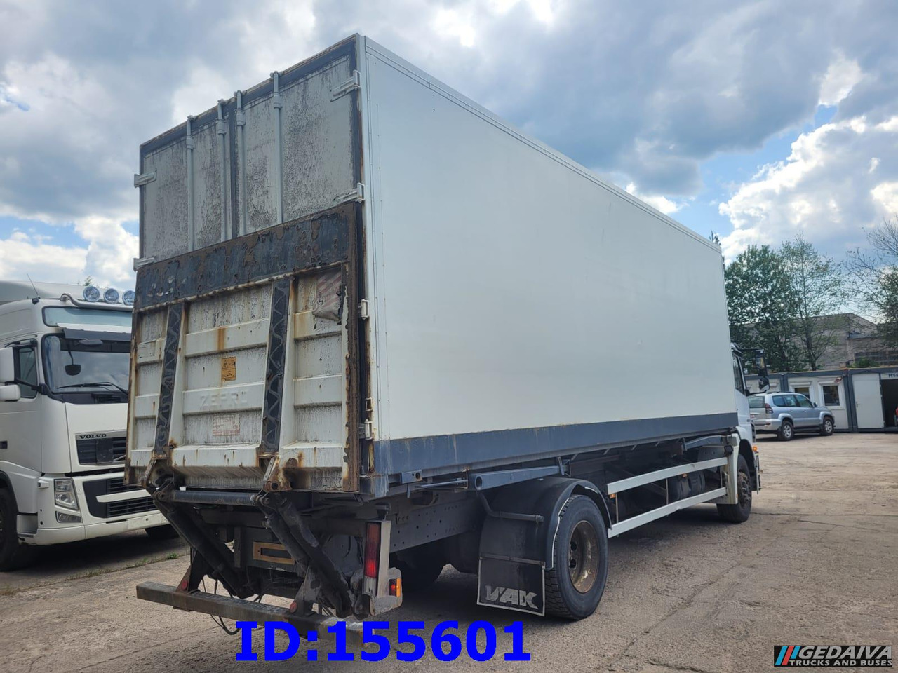 MERCEDES-BENZ Axor 1828 Manual - Xe tải đẳng nhiệt: hình 4 MERCEDES-BENZ Axor 1828 Manual - Xe tải đẳng nhiệt: hình 4