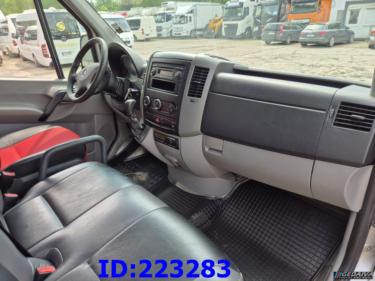 Xe đò MERCEDES-BENZ Sprinter 313 - Kasten VIP -Euro5: hình 19