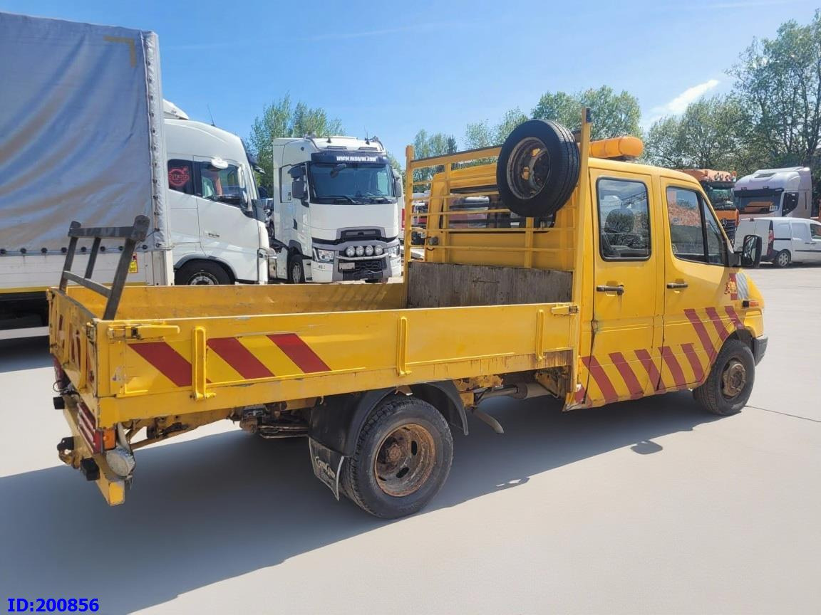 MERCEDES-BENZ Sprinter 408D - 5 Seater - Xe tải thùng lửng/ Phẳng: hình 5 MERCEDES-BENZ Sprinter 408D - 5 Seater - Xe tải thùng lửng/ Phẳng: hình 5