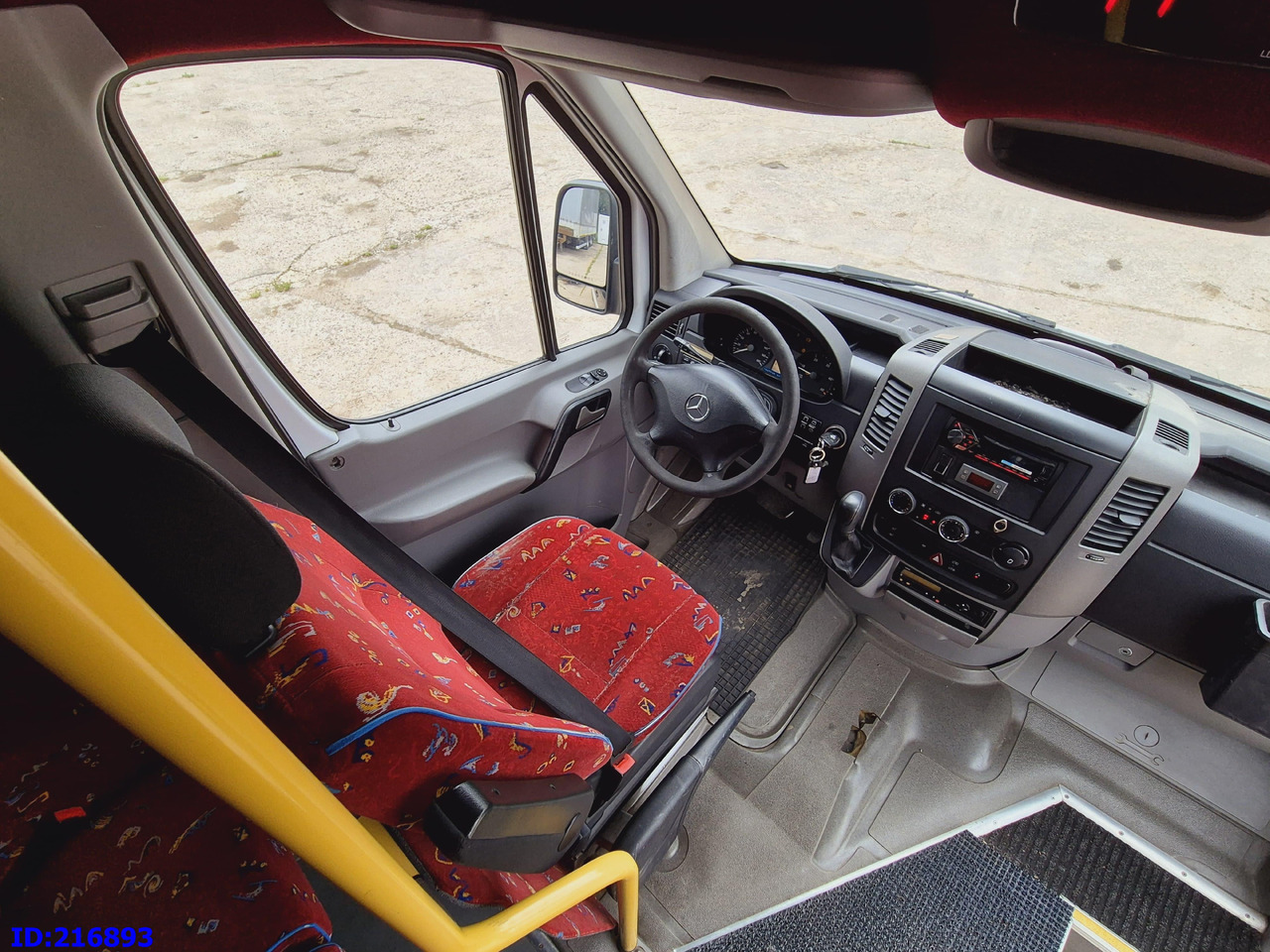 Xe bus mini, Xe van chở khách MERCEDES-BENZ Sprinter 516 - Euro5 - 23-seater: hình 14 Xe bus mini, Xe van chở khách MERCEDES-BENZ Sprinter 516 - Euro5 - 23-seater: hình 14