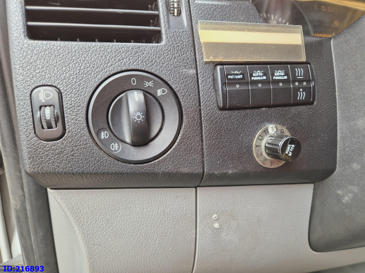 Xe bus mini, Xe van chở khách MERCEDES-BENZ Sprinter 516 - Euro5 - 23-seater: hình 10 Xe bus mini, Xe van chở khách MERCEDES-BENZ Sprinter 516 - Euro5 - 23-seater: hình 10