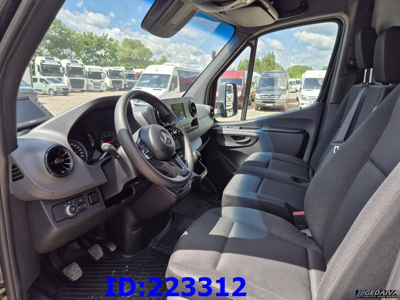 Xe van đông lạnh MERCEDES-BENZ Sprinter 516 +  Thermo King V-200 MAX: hình 12