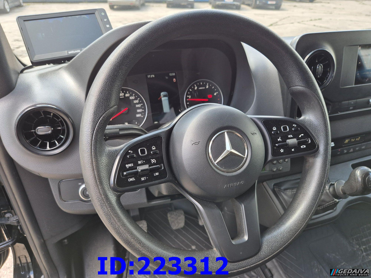 Xe van đông lạnh MERCEDES-BENZ Sprinter 516 +  Thermo King V-200 MAX: hình 15