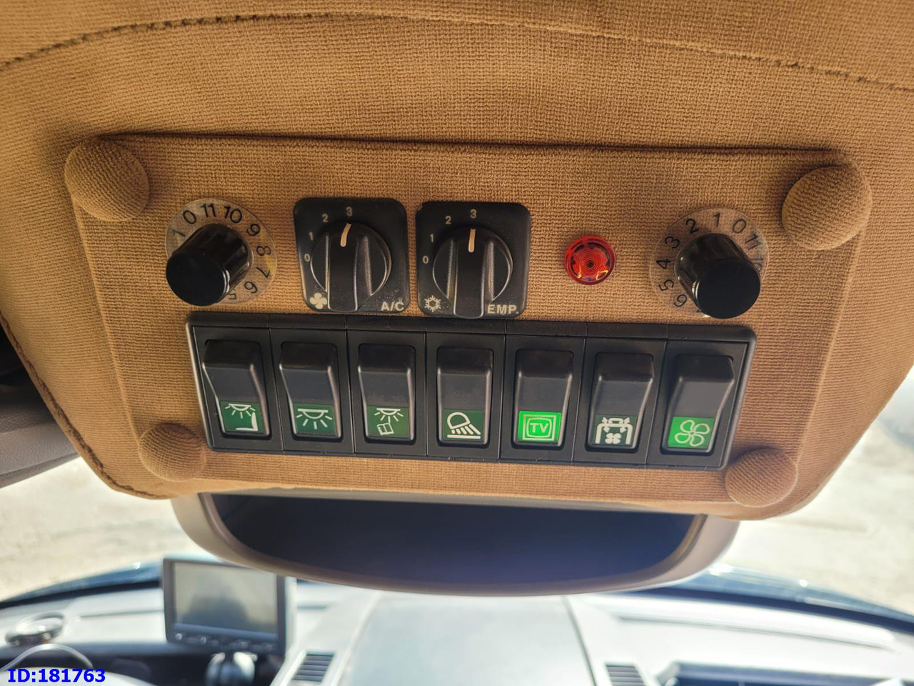 Xe bus mini, Xe van chở khách MERCEDES-BENZ Sprinter 518 - VIP - 17 Seater: hình 14