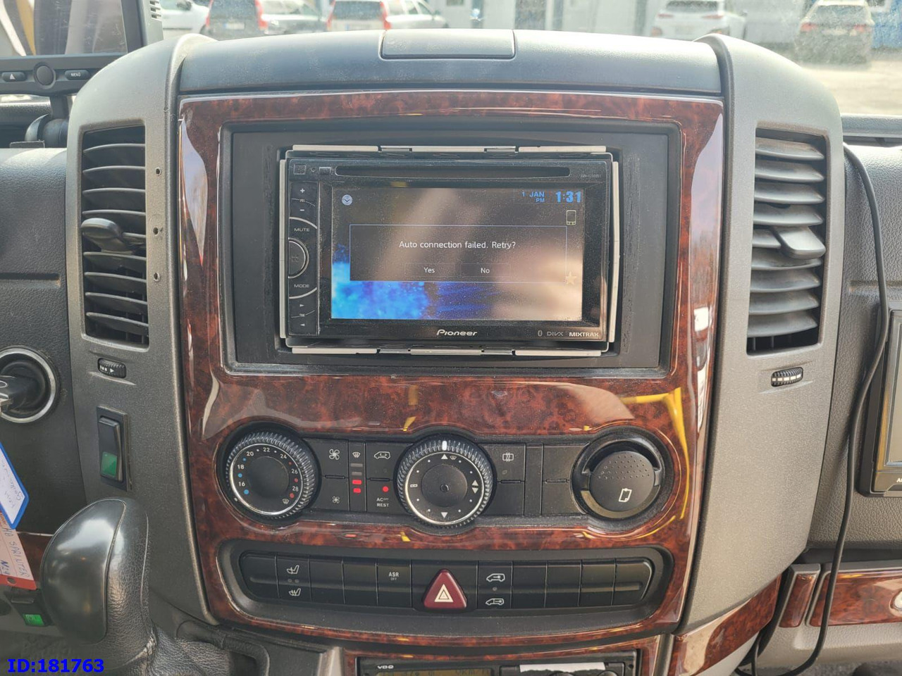 Xe bus mini, Xe van chở khách MERCEDES-BENZ Sprinter 518 - VIP - 17 Seater: hình 12