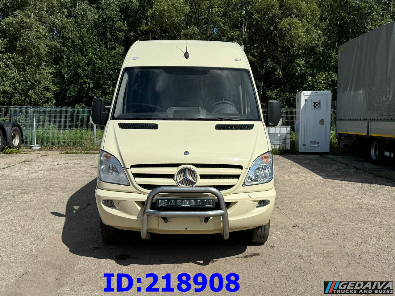 MERCEDES-BENZ Sprinter 519 VIP 18-Place Prostyle Euro5 - Xe đò: hình 2 MERCEDES-BENZ Sprinter 519 VIP 18-Place Prostyle Euro5 - Xe đò: hình 2