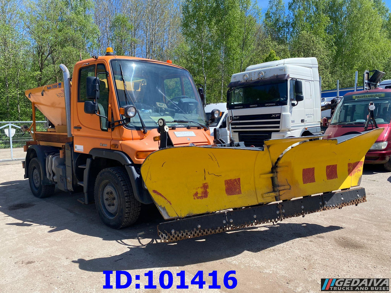 MERCEDES-BENZ Unimog U300 4X4 - Xe dọn tuyết: hình 2 MERCEDES-BENZ Unimog U300 4X4 - Xe dọn tuyết: hình 2