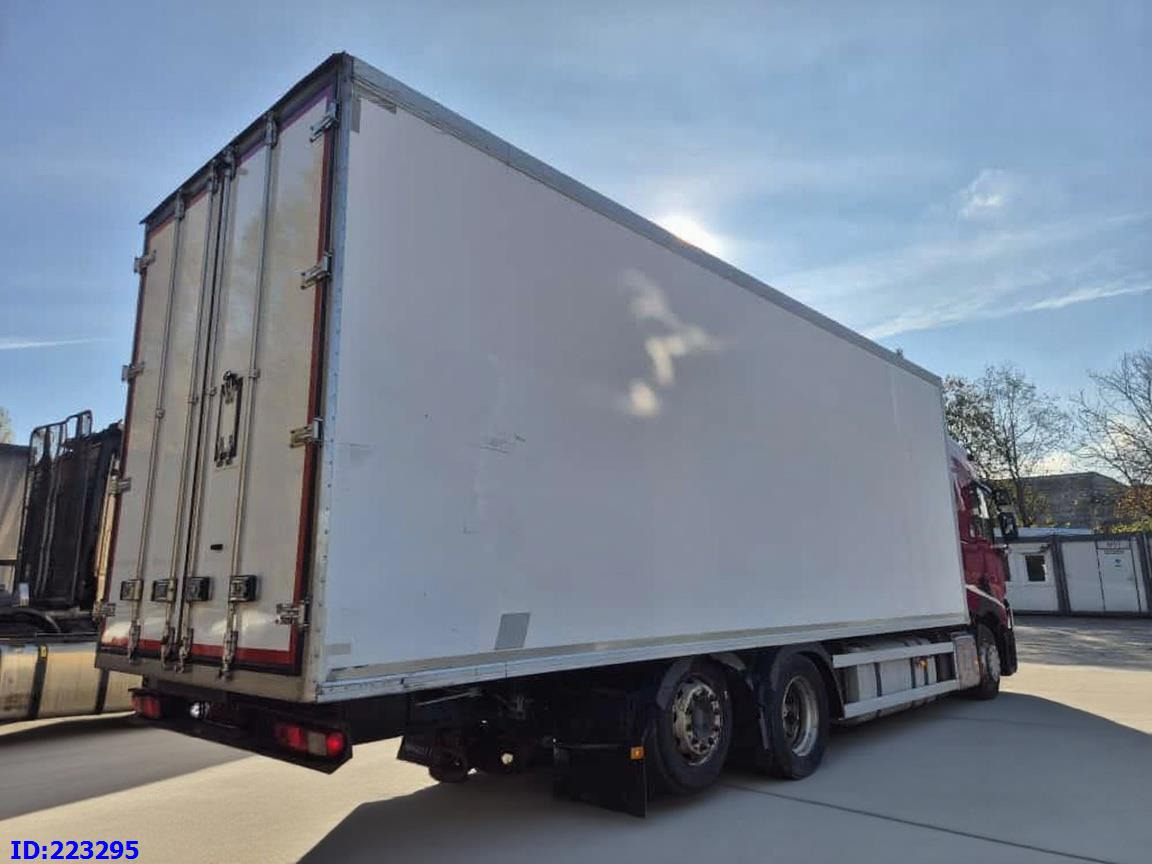 RENAULT T440 6x2 Euro 6 Refrigerated + Carrier Supra - Xe tải đông lạnh: hình 5 RENAULT T440 6x2 Euro 6 Refrigerated + Carrier Supra - Xe tải đông lạnh: hình 5