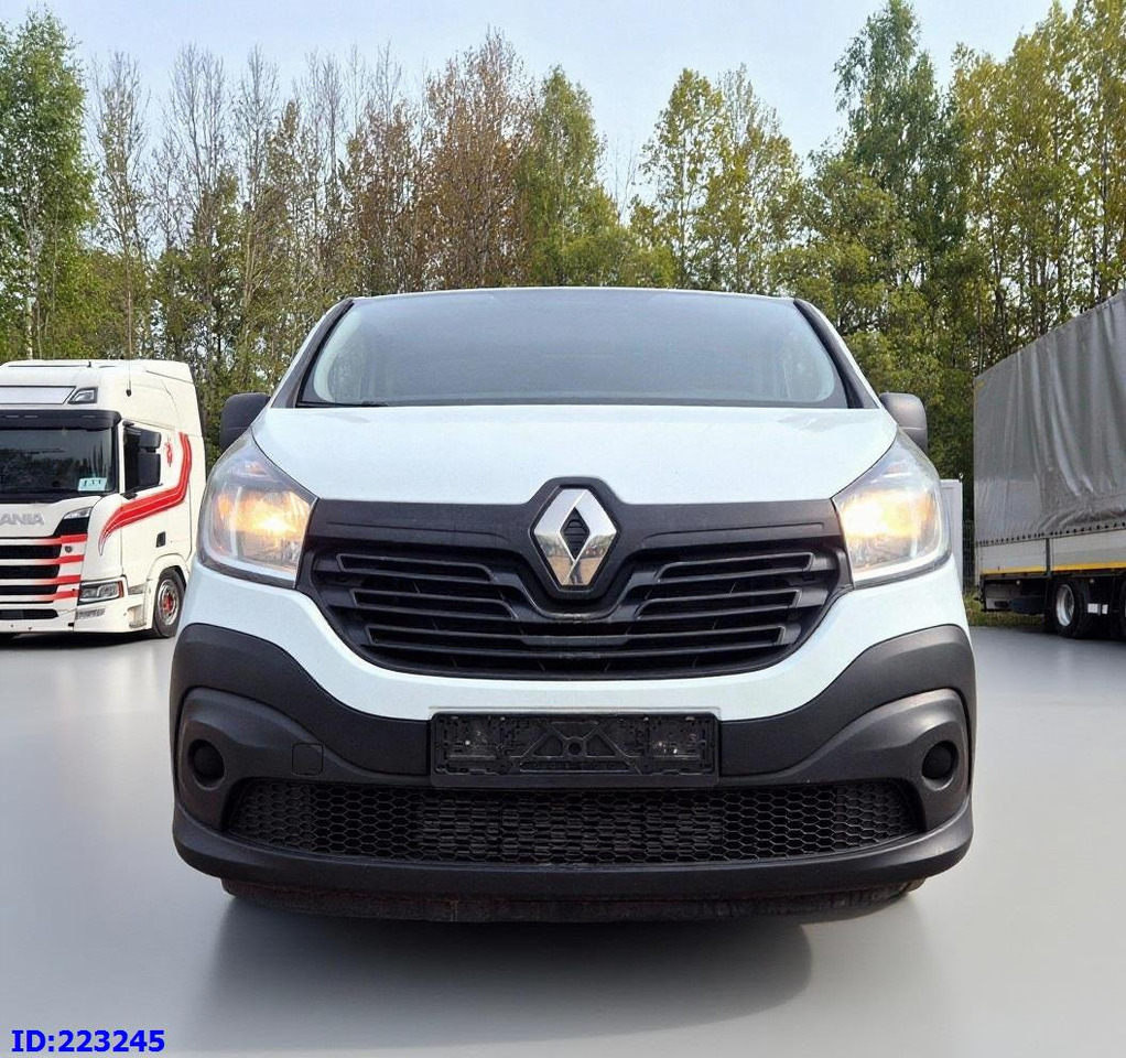 RENAULT Trafic Euro6 - Xe tải van: hình 2 RENAULT Trafic Euro6 - Xe tải van: hình 2