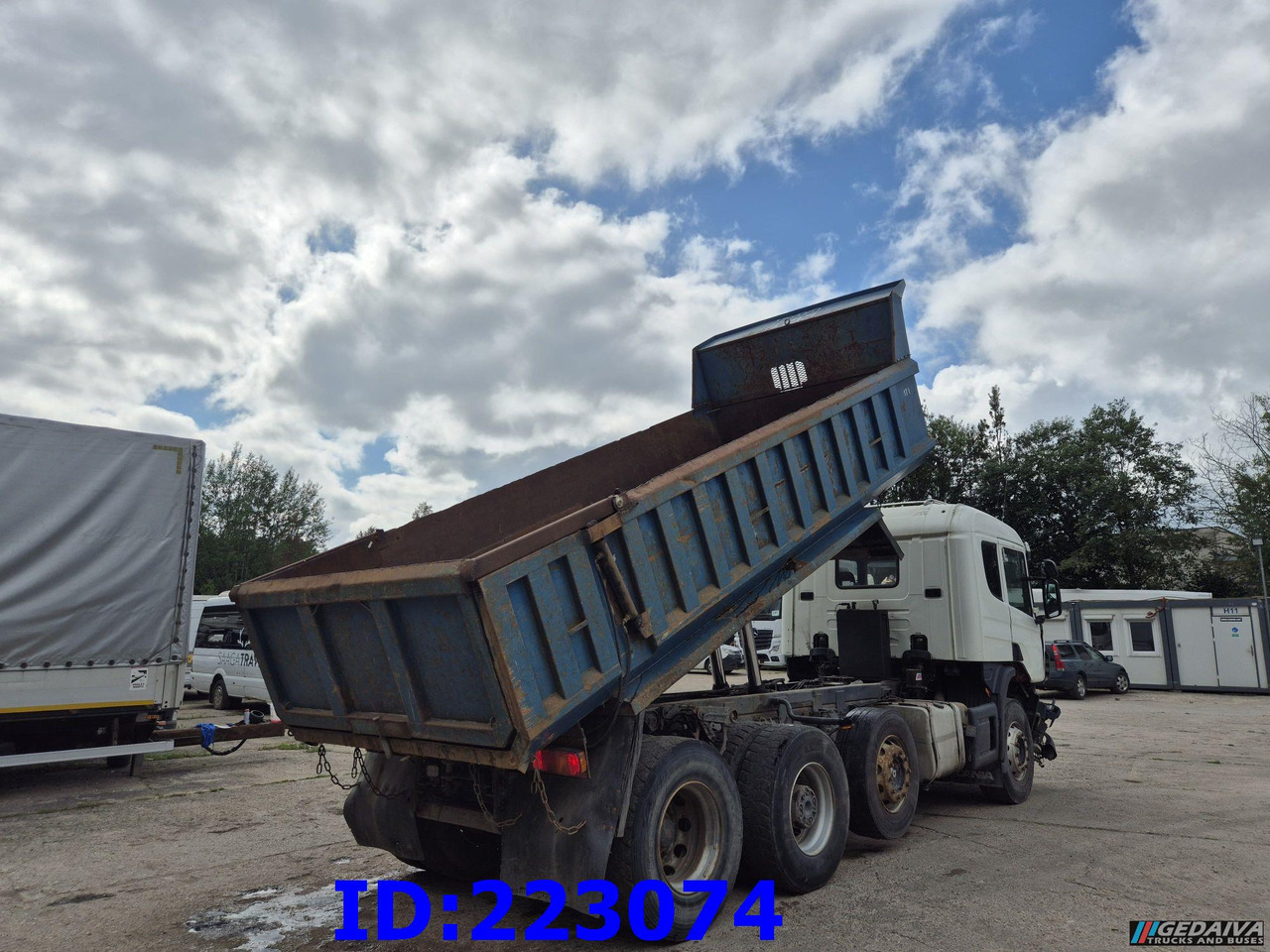 SCANIA 124 8x2 - Manual - Full steel - Xe ben: hình 5 SCANIA 124 8x2 - Manual - Full steel - Xe ben: hình 5