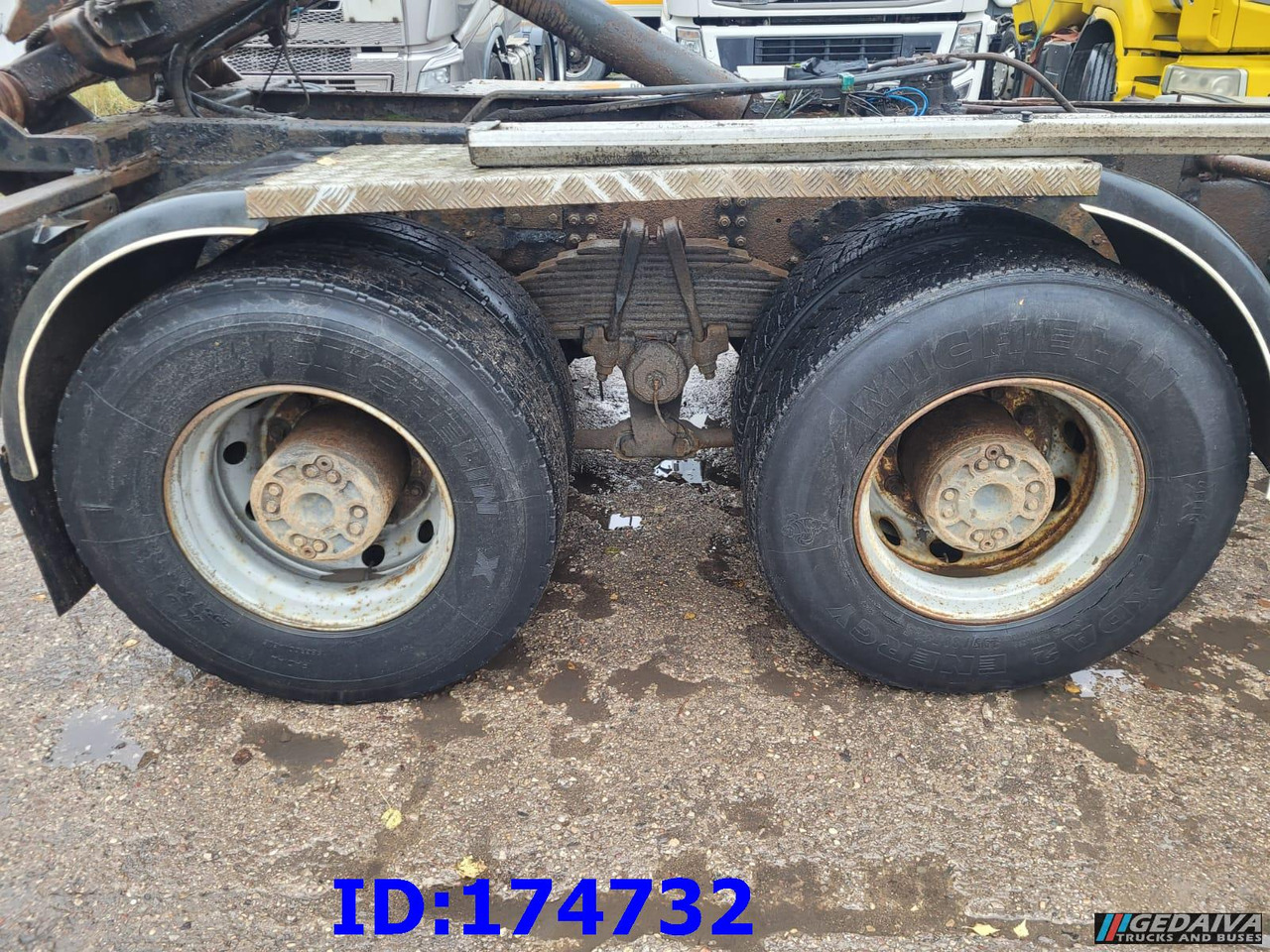SCANIA 144 - 6x4 - Full Steel - Big Axles - 3 Pedals - Xe tải hệ thống cáp: hình 5 SCANIA 144 - 6x4 - Full Steel - Big Axles - 3 Pedals - Xe tải hệ thống cáp: hình 5