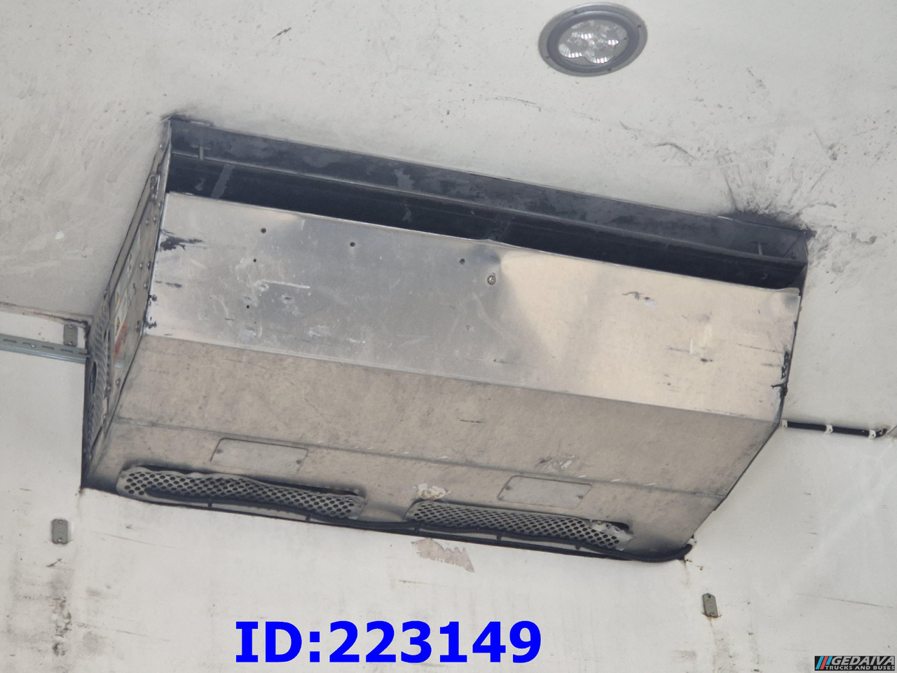 THERMO KING T-1000R - Bộ phận làm lạnh: hình 4 THERMO KING T-1000R - Bộ phận làm lạnh: hình 4