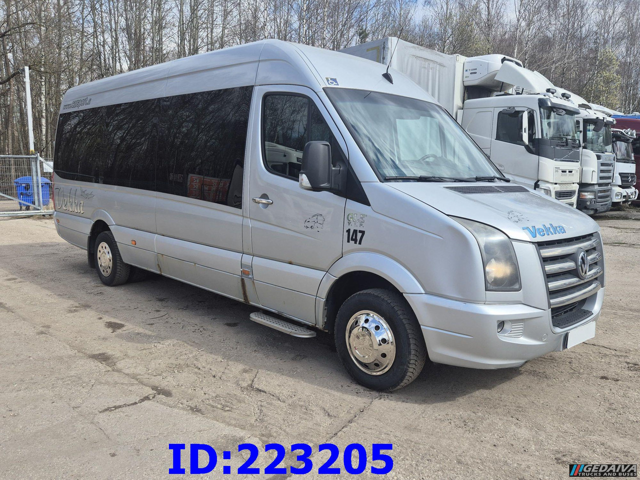 VOLKSWAGEN Crafter VIP - 17-seats - Euro5 - Xe đò: hình 4 VOLKSWAGEN Crafter VIP - 17-seats - Euro5 - Xe đò: hình 4