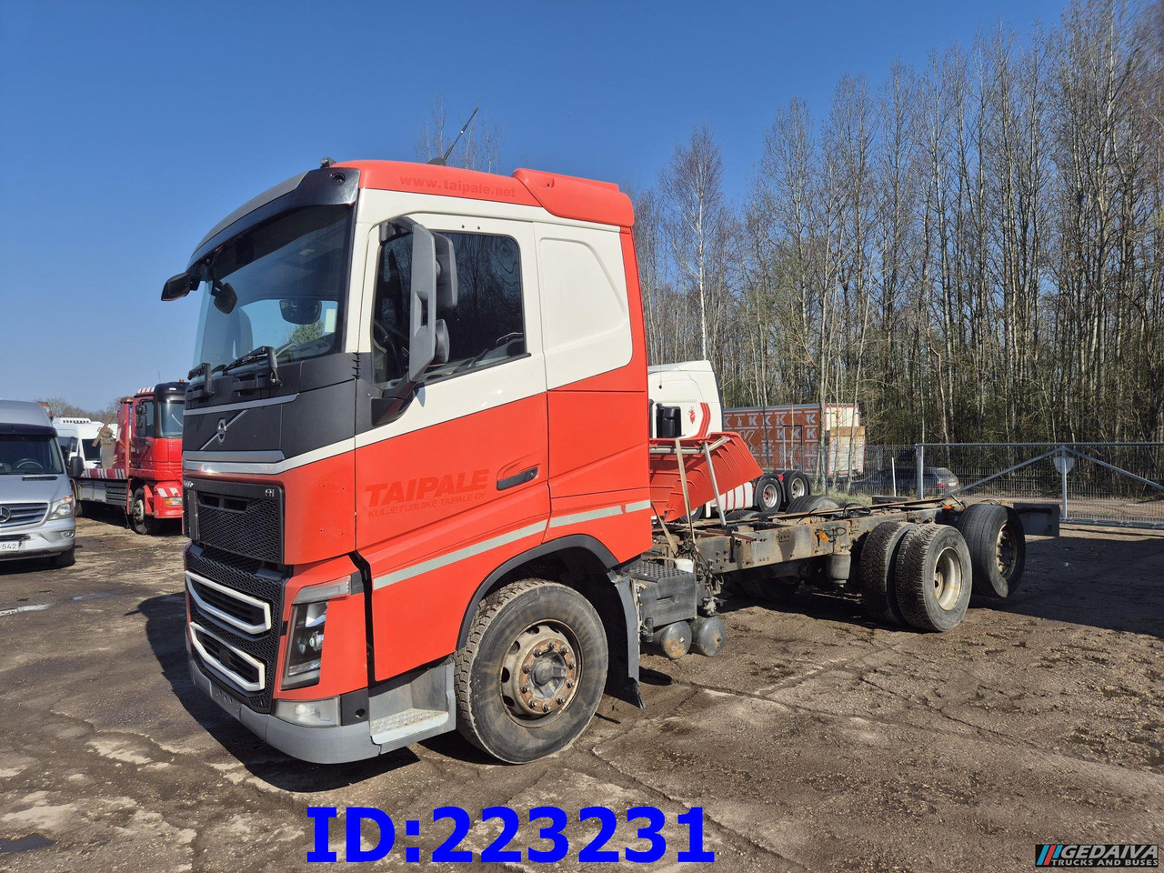 VOLVO FH13 540HP 6X2 Euro6 - Xe tải khung gầm: hình 1 VOLVO FH13 540HP 6X2 Euro6 - Xe tải khung gầm: hình 1