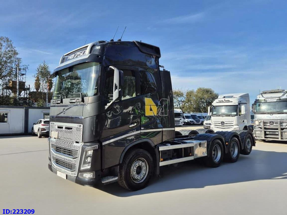 VOLVO FH16 750HP 8x4 Steering axle - Xe tải khung gầm: hình 1 VOLVO FH16 750HP 8x4 Steering axle - Xe tải khung gầm: hình 1