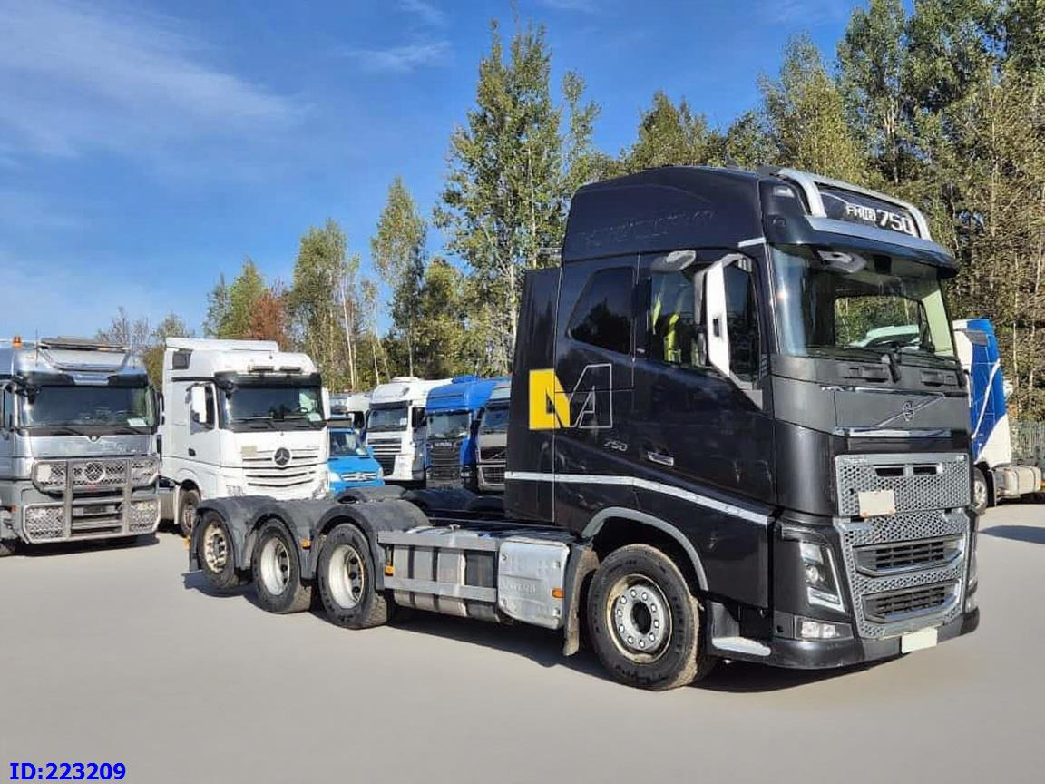 VOLVO FH16 750HP 8x4 Steering axle - Xe tải khung gầm: hình 4 VOLVO FH16 750HP 8x4 Steering axle - Xe tải khung gầm: hình 4