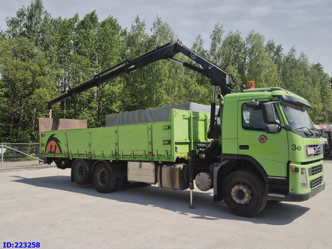 VOLVO FM9 300HP 6x2 + HIAB 144B -3 CL - Xe tải thùng lửng/ Phẳng: hình 4 VOLVO FM9 300HP 6x2 + HIAB 144B -3 CL - Xe tải thùng lửng/ Phẳng: hình 4