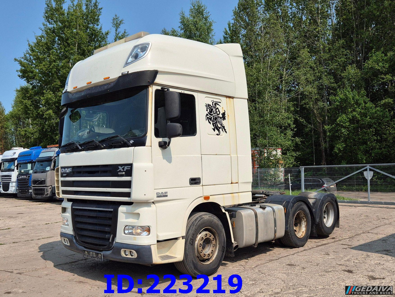 DAF XF 105.460 6X2 (10 tyre) Retarder Euro5 - Xe đầu kéo: hình 4 DAF XF 105.460 6X2 (10 tyre) Retarder Euro5 - Xe đầu kéo: hình 4