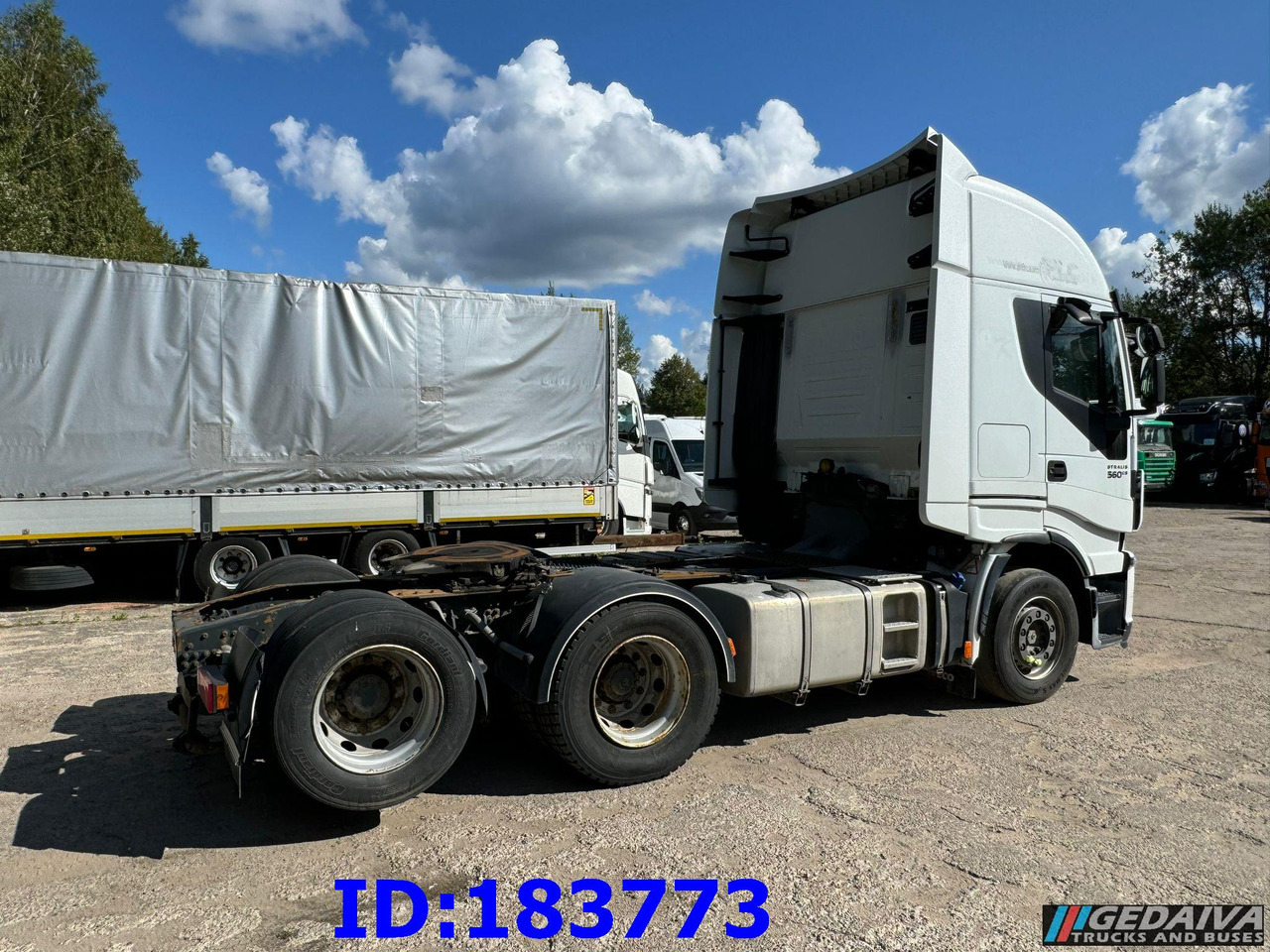 IVECO Stralis 560 6X2 Euro6 - Xe đầu kéo: hình 4 IVECO Stralis 560 6X2 Euro6 - Xe đầu kéo: hình 4