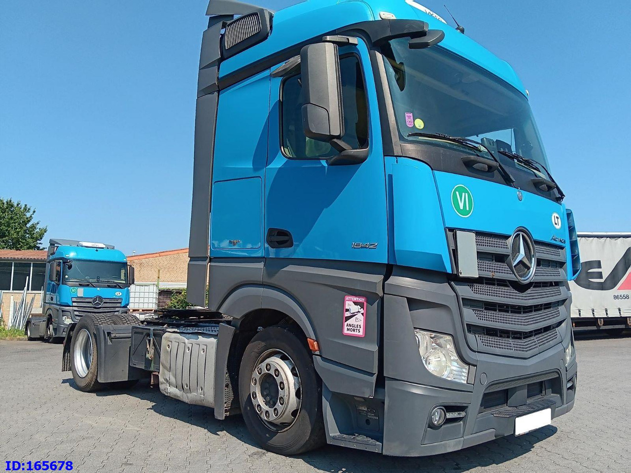 MERCEDES-BENZ Actros 1842 Euro6 - Xe đầu kéo: hình 4 MERCEDES-BENZ Actros 1842 Euro6 - Xe đầu kéo: hình 4