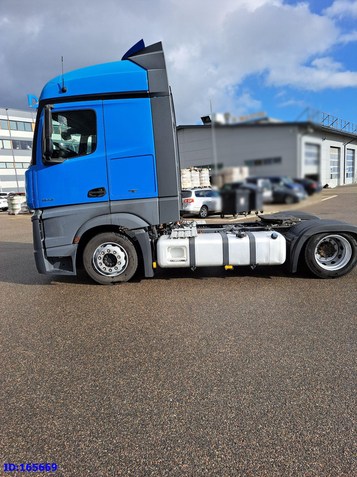 MERCEDES-BENZ Actros 1842 - Mega - Euro6 - Xe đầu kéo: hình 4 MERCEDES-BENZ Actros 1842 - Mega - Euro6 - Xe đầu kéo: hình 4