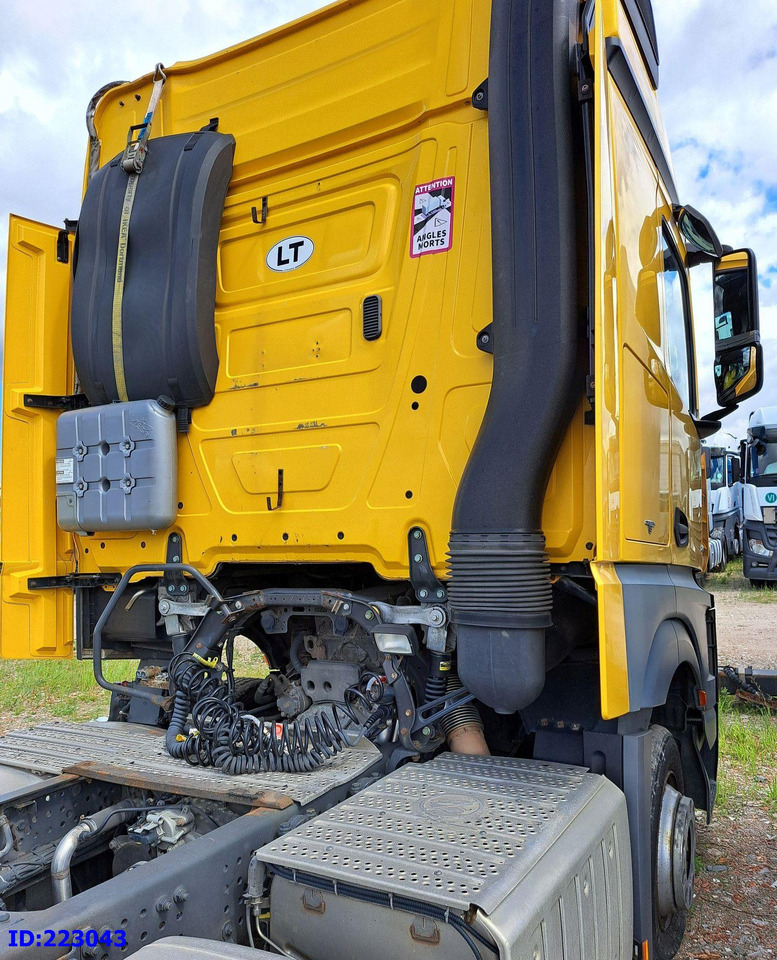 MERCEDES-BENZ Actros 1843 - Mega - Euro6 - Xe đầu kéo: hình 5 MERCEDES-BENZ Actros 1843 - Mega - Euro6 - Xe đầu kéo: hình 5