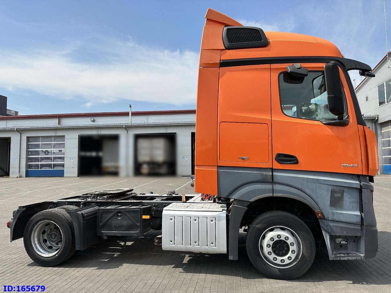 MERCEDES-BENZ Actros 1843 - Mega - Euro6 - Xe đầu kéo: hình 1 MERCEDES-BENZ Actros 1843 - Mega - Euro6 - Xe đầu kéo: hình 1