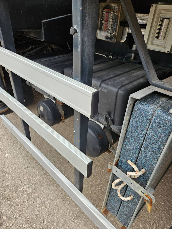 CTE B LIFT 390 HR - Nền bục trên không gắn trên xe tải: hình 5 CTE B LIFT 390 HR - Nền bục trên không gắn trên xe tải: hình 5