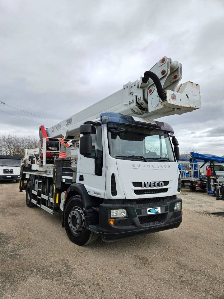 CTE CTE B LIFT 390 HR - Nền bục trên không gắn trên xe tải: hình 2 CTE CTE B LIFT 390 HR - Nền bục trên không gắn trên xe tải: hình 2