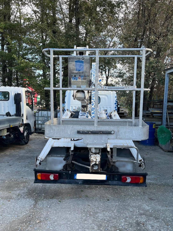 CTE Z 19 - Nền bục trên không gắn trên xe tải: hình 3 CTE Z 19 - Nền bục trên không gắn trên xe tải: hình 3