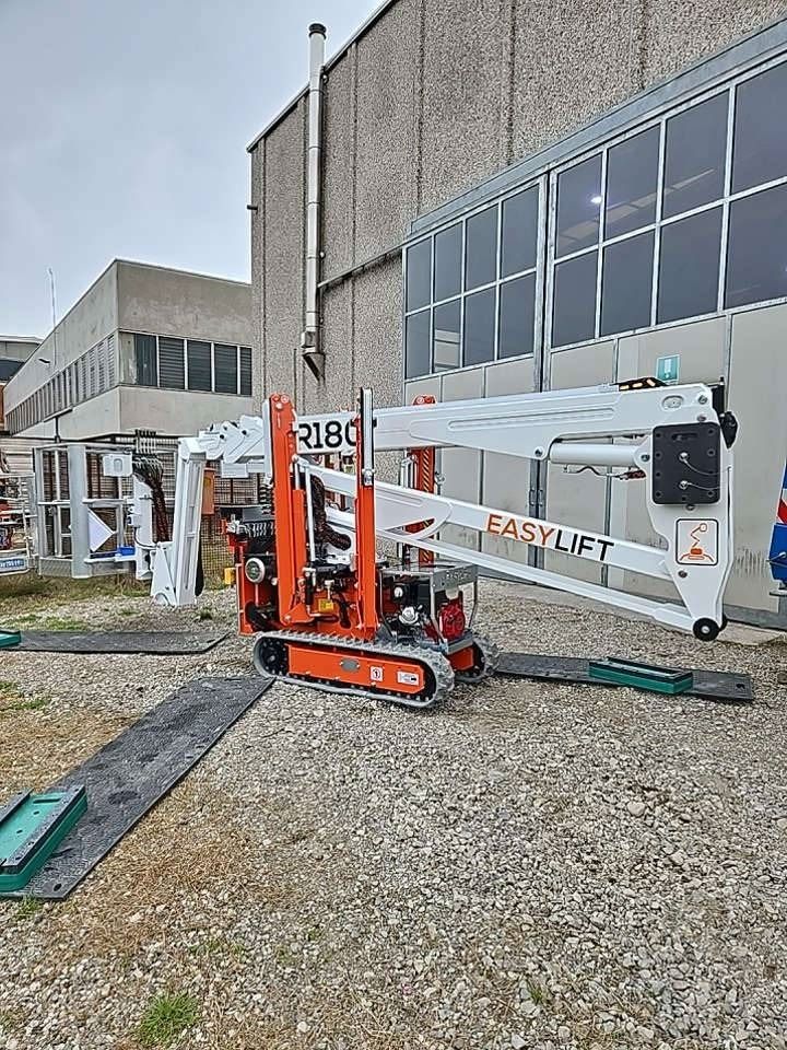 EasyLift R180 - Xe nâng người nhiều khớp nối: hình 1 EasyLift R180 - Xe nâng người nhiều khớp nối: hình 1