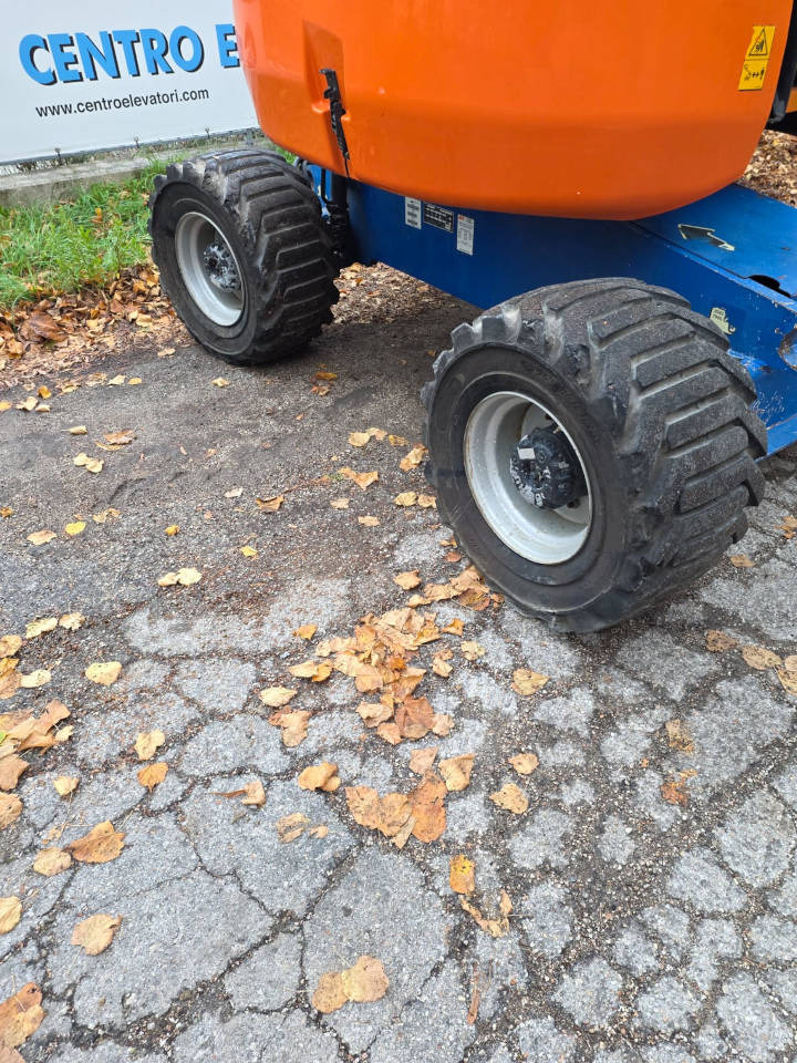 JLG 450AJ - Xe nâng người nhiều khớp nối: hình 3 JLG 450AJ - Xe nâng người nhiều khớp nối: hình 3