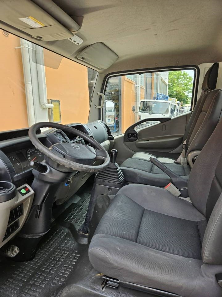 Oil & Steel Snake 21.12 - Nền bục trên không gắn trên xe tải: hình 5 Oil & Steel Snake 21.12 - Nền bục trên không gắn trên xe tải: hình 5