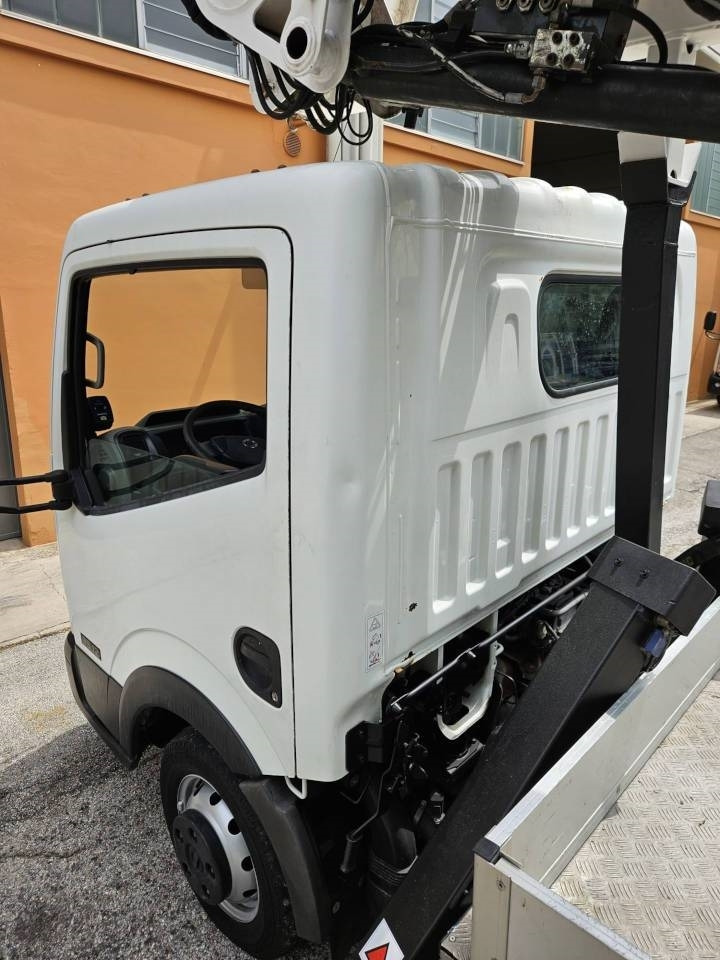 Oil & Steel Snake 21.12 - Nền bục trên không gắn trên xe tải: hình 4 Oil & Steel Snake 21.12 - Nền bục trên không gắn trên xe tải: hình 4