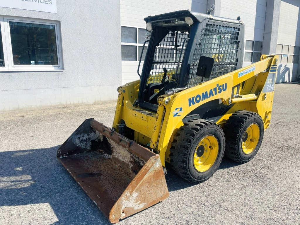 Komatsu SK714 (4077) - Máy xúc lật đa năng: hình 4 Komatsu SK714 (4077) - Máy xúc lật đa năng: hình 4