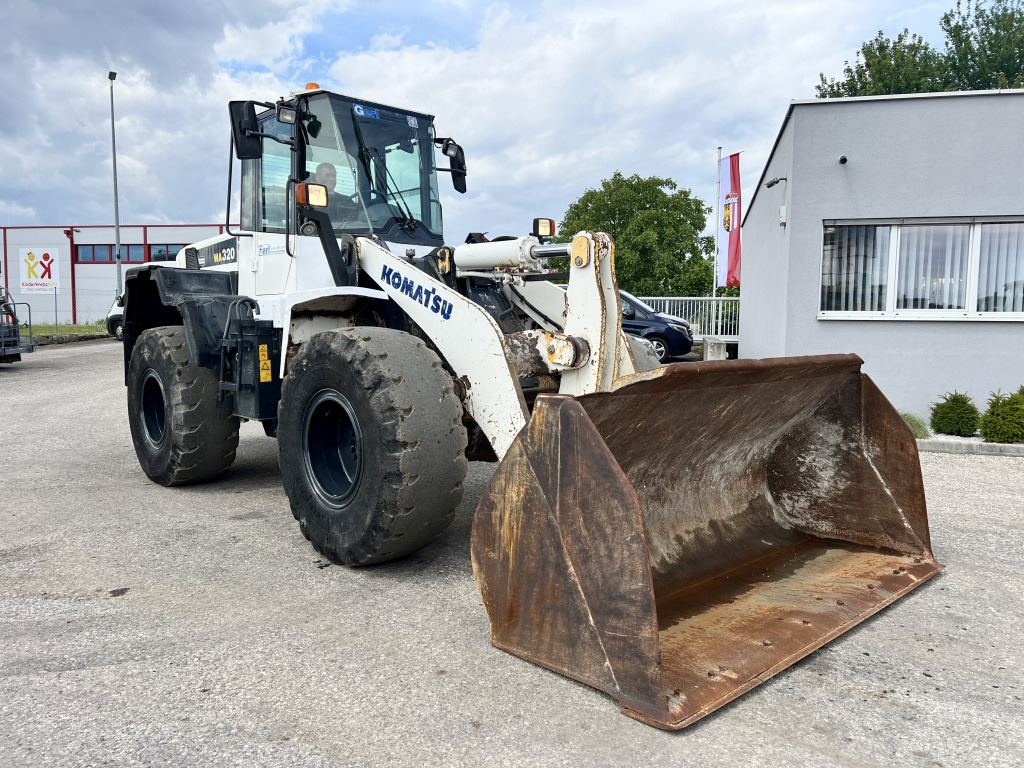 Komatsu WA 320-6 (111584) - Máy xúc lật bánh lốp: hình 5 Komatsu WA 320-6 (111584) - Máy xúc lật bánh lốp: hình 5