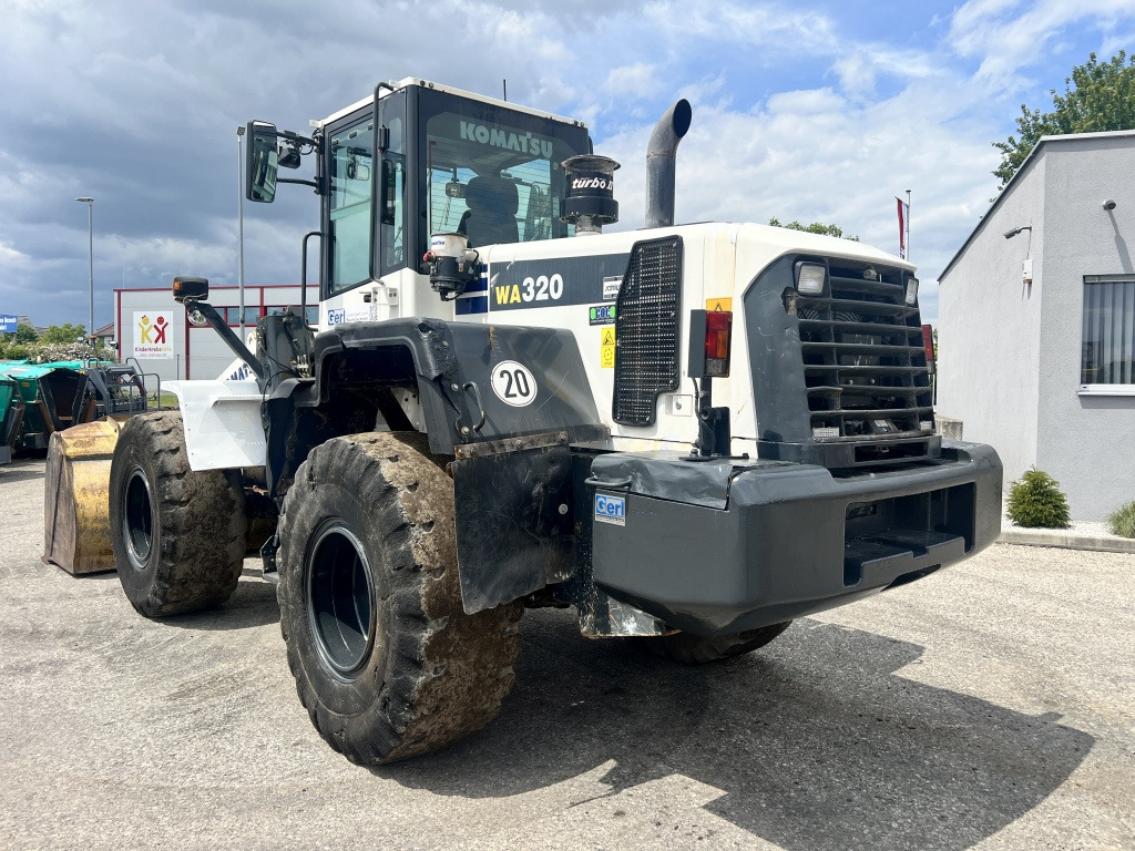 Komatsu WA 320-6 (111584) - Máy xúc lật bánh lốp: hình 3 Komatsu WA 320-6 (111584) - Máy xúc lật bánh lốp: hình 3