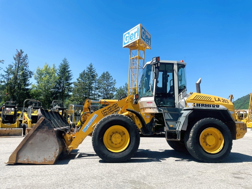 Liebherr L522 (4023) - Máy xúc lật bánh lốp: hình 1 Liebherr L522 (4023) - Máy xúc lật bánh lốp: hình 1