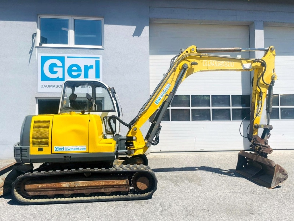 Neuson 8002 RDV (4015) - Máy xúc mini: hình 2 Neuson 8002 RDV (4015) - Máy xúc mini: hình 2