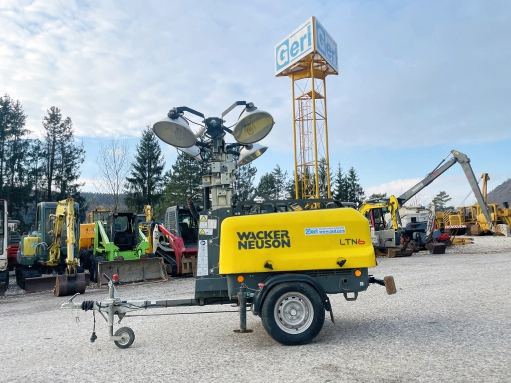 Neuson LTN6 (3711) - Tháp thắp sáng: hình 1 Neuson LTN6 (3711) - Tháp thắp sáng: hình 1