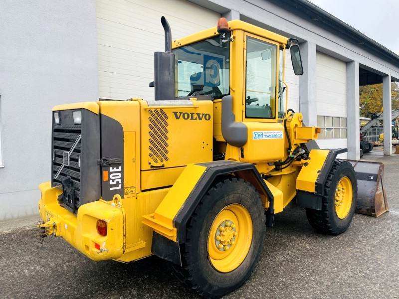 Volvo L50E (3888) - Máy xúc lật bánh lốp: hình 3 Volvo L50E (3888) - Máy xúc lật bánh lốp: hình 3