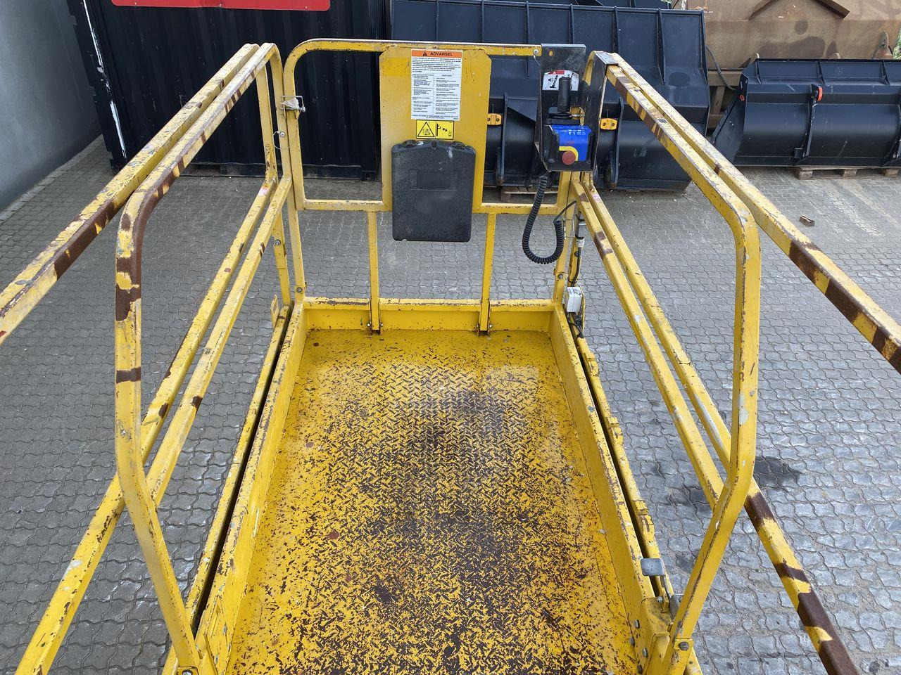 GMG 4046-ED - Máy nâng người hình kéo: hình 3 GMG 4046-ED - Máy nâng người hình kéo: hình 3