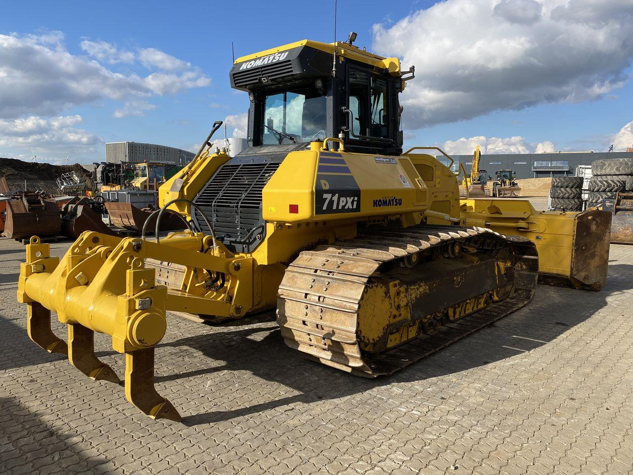 Komatsu D71PXI-24EO - Máy ủi: hình 4 Komatsu D71PXI-24EO - Máy ủi: hình 4