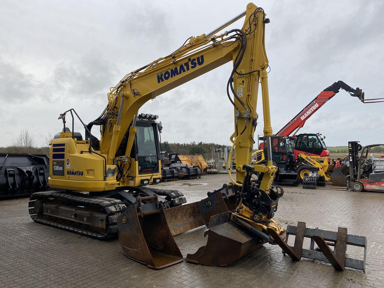 Komatsu PC138US-11 - Máy xúc bánh xích: hình 5 Komatsu PC138US-11 - Máy xúc bánh xích: hình 5
