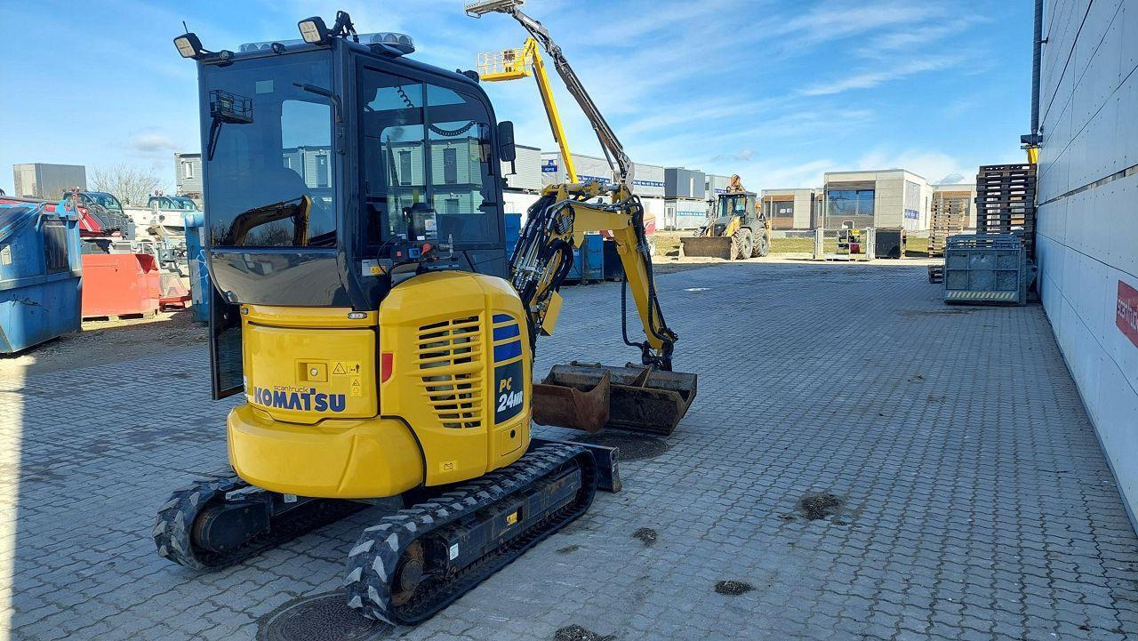 Komatsu PC24MR-5 - Máy xúc mini: hình 5 Komatsu PC24MR-5 - Máy xúc mini: hình 5