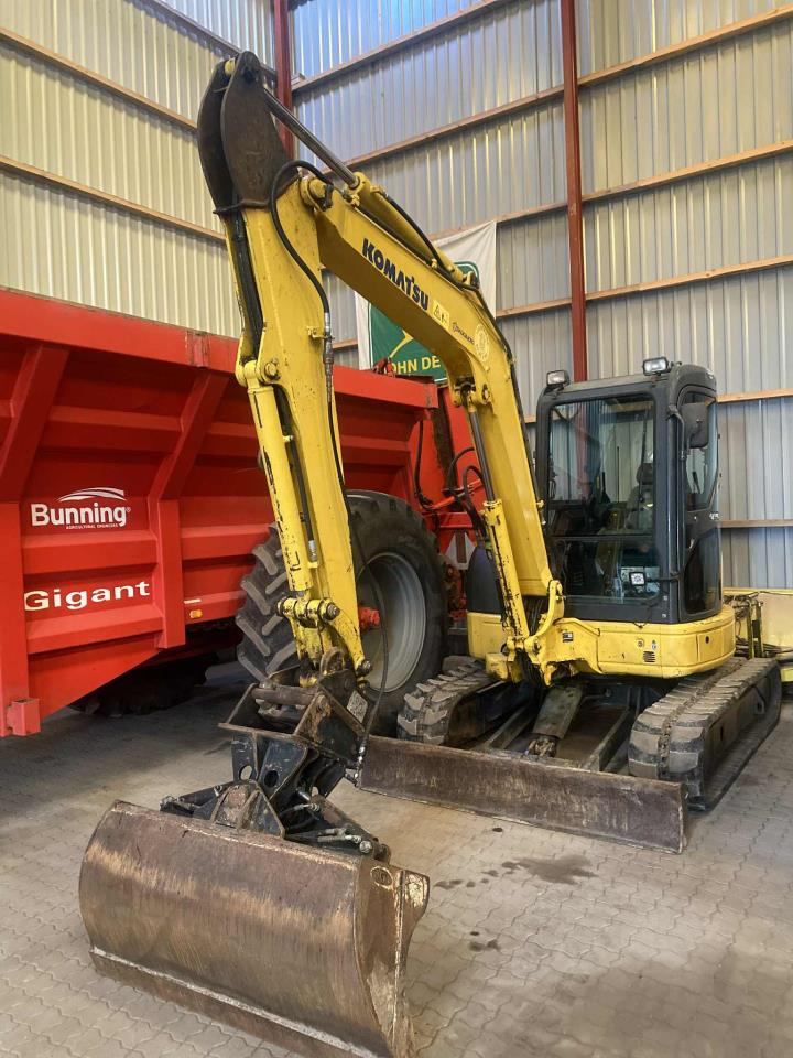 Komatsu PC50MR-2 - Máy xúc mini: hình 1 Komatsu PC50MR-2 - Máy xúc mini: hình 1