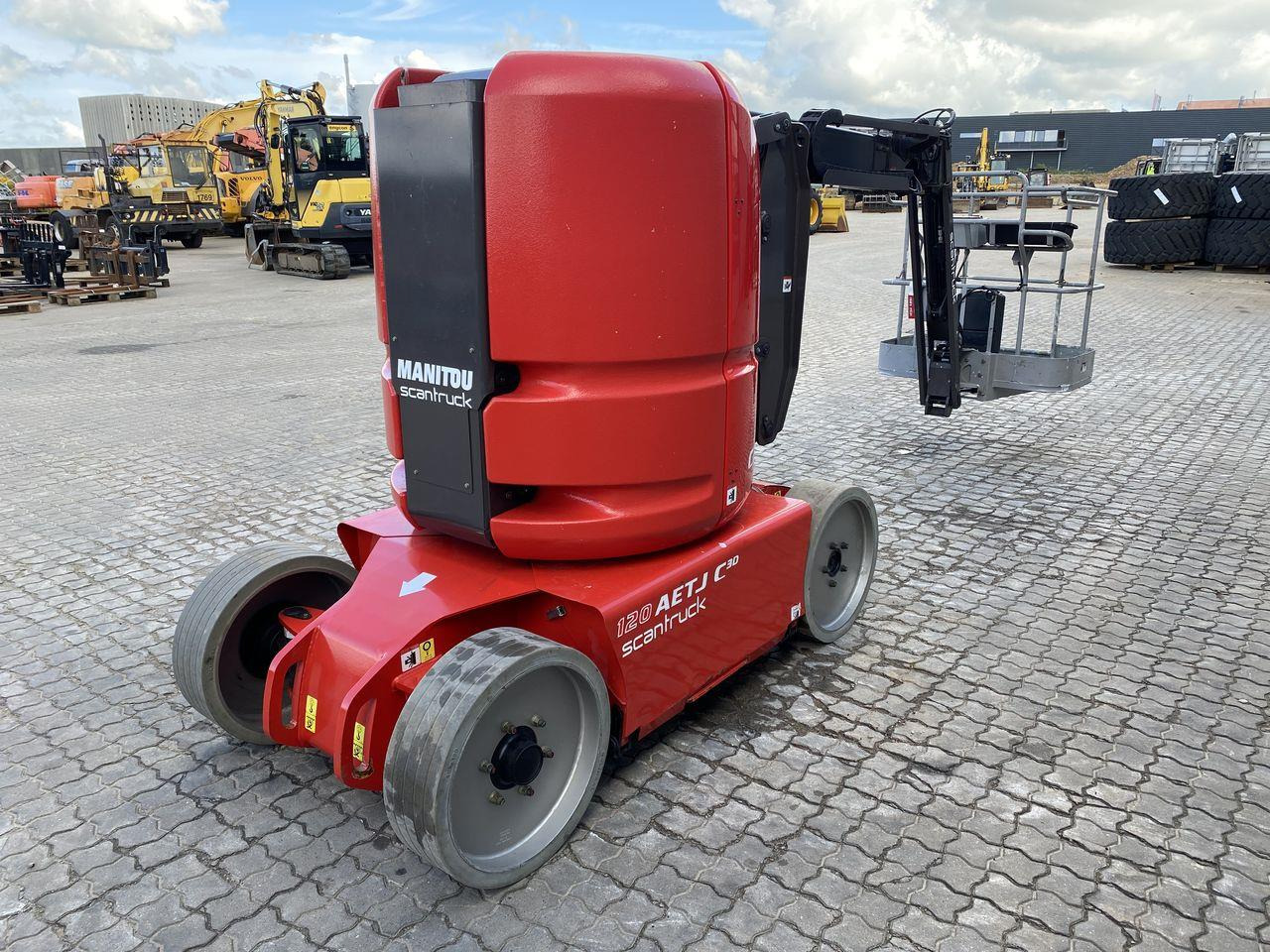 Manitou 120AETJ Compact 3D - Xe nâng người nhiều khớp nối: hình 4 Manitou 120AETJ Compact 3D - Xe nâng người nhiều khớp nối: hình 4