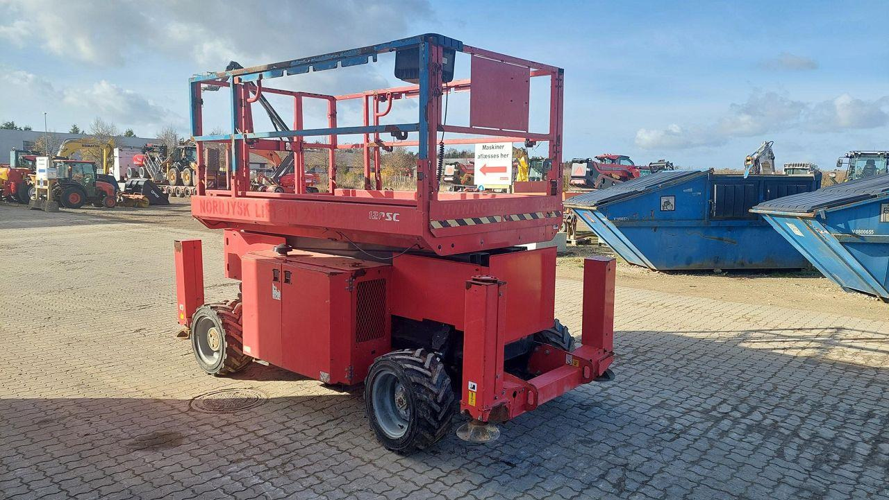 Manitou 120SC - Máy nâng người hình kéo: hình 4 Manitou 120SC - Máy nâng người hình kéo: hình 4